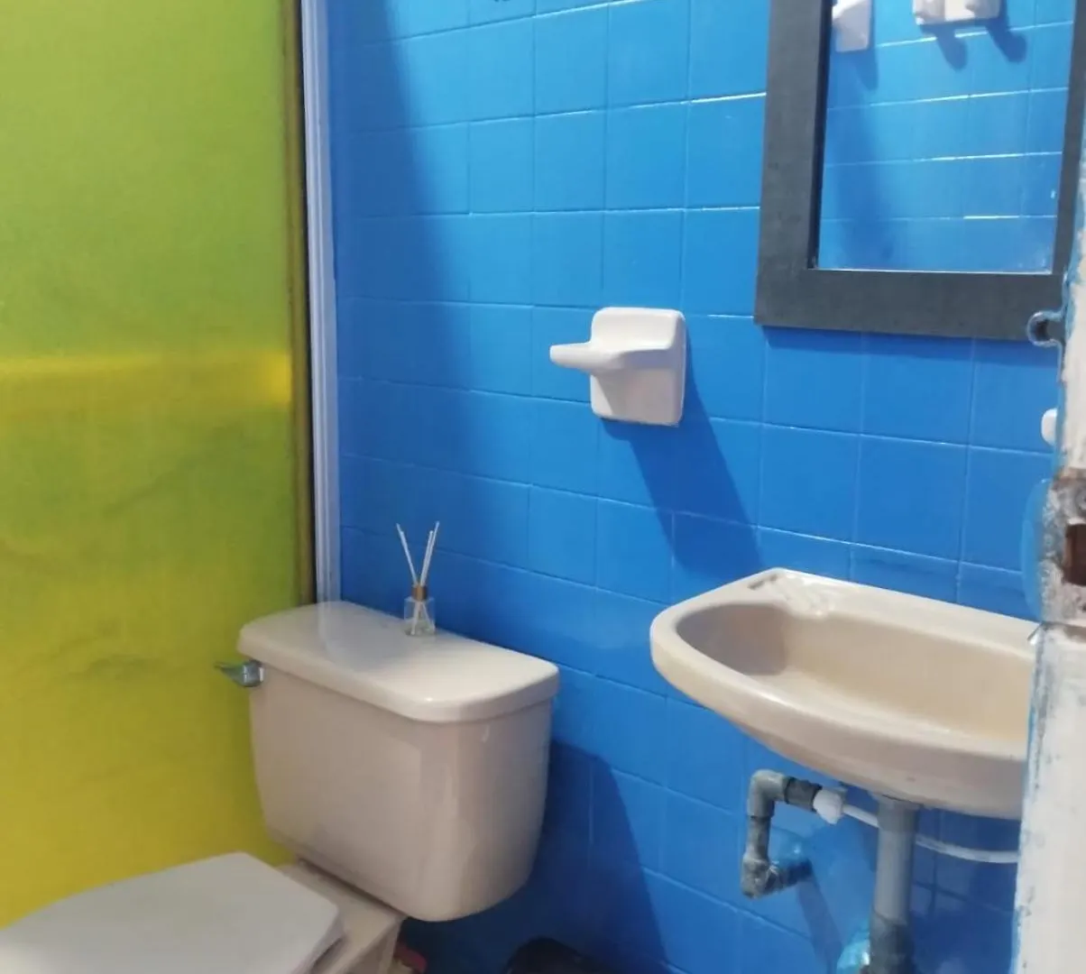 Habitacion Compartida En Cartagena Con Ac, Wifi, Uso De Cocina Yo Rum i privatbostad
