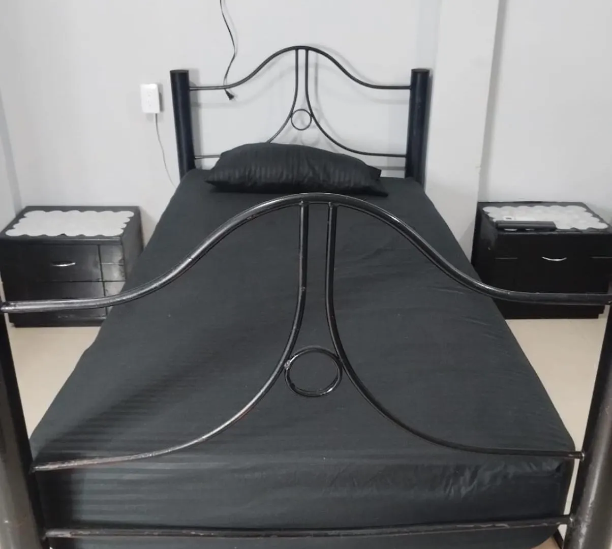 Habitacion Compartida En Cartagena Con Ac, Wifi, Uso De Cocina Yo 0*,  Colombia